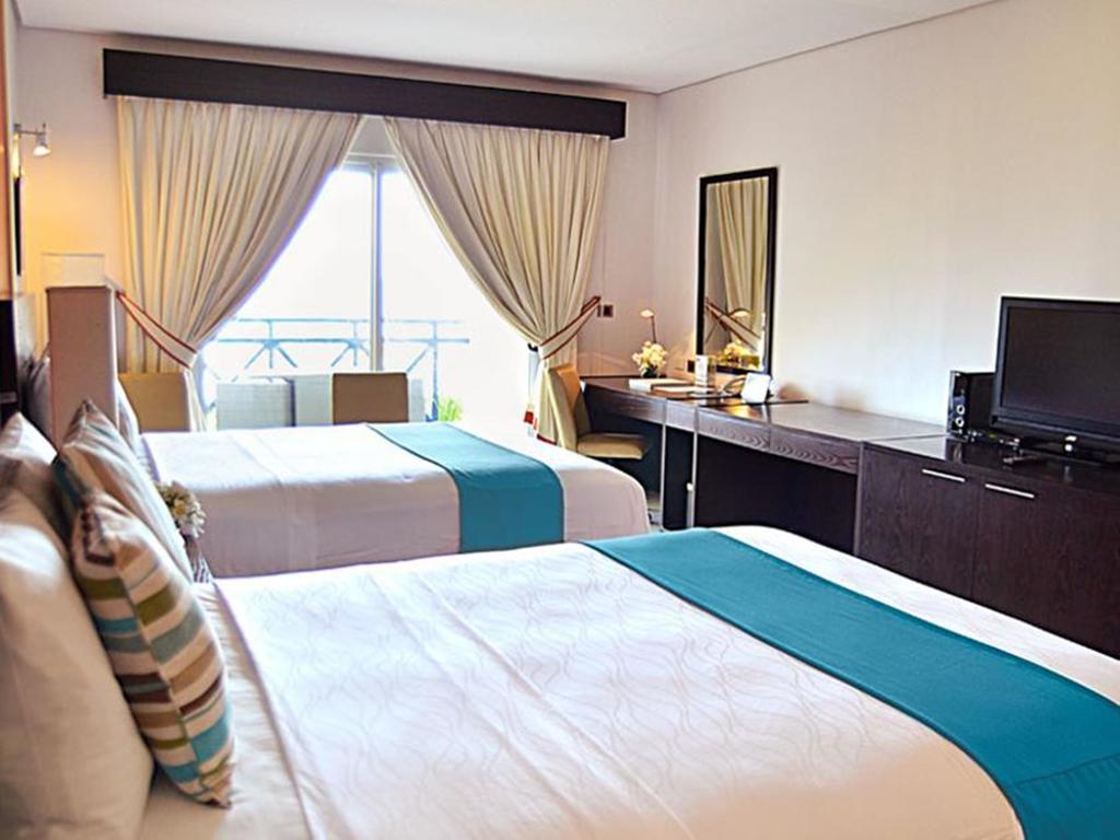 Thunderbird Resorts - Poro Point San Fernando City  Ngoại thất bức ảnh