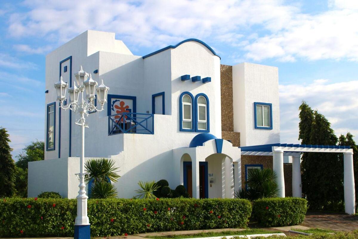 Thunderbird Resorts - Poro Point San Fernando City  Ngoại thất bức ảnh