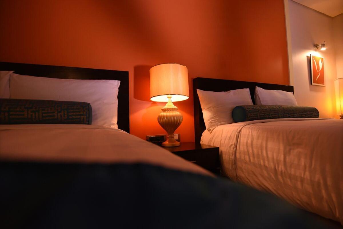 Thunderbird Resorts - Poro Point San Fernando City  Ngoại thất bức ảnh